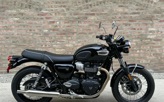 2022 Triumph Bonneville T100 Black
