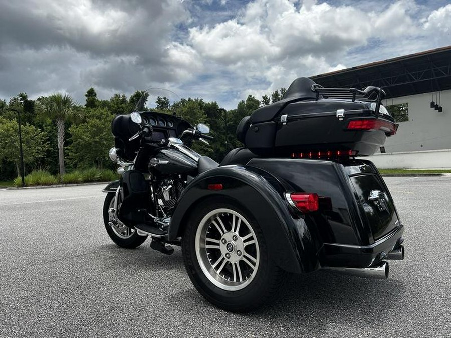 2024 Harley-Davidson® FLHTCUTG - Tri Glide® Ultra