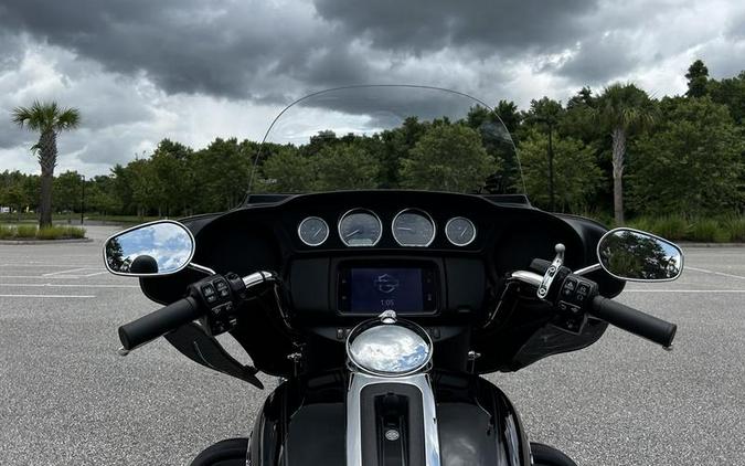 2024 Harley-Davidson® FLHTCUTG - Tri Glide® Ultra