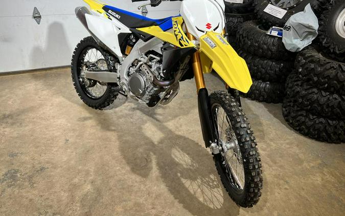 2024 Suzuki RM-Z450 First Look [with RM Army Kit]