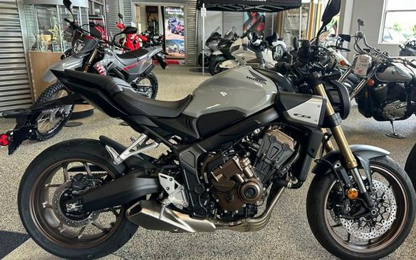 2025 Honda CB650R E-Clutch