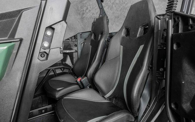 2022 Can-Am Commander MAX DPS