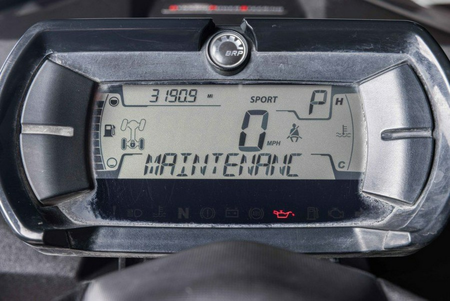 2022 Can-Am Commander MAX DPS