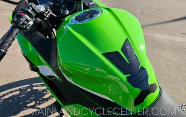 2026 Kawasaki Ninja® 500 SE ABS