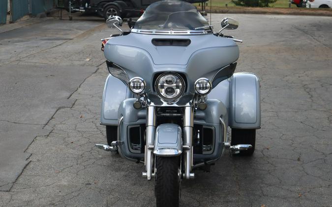 2023 Harley-Davidson Tri Glide Ultra Atlas Silver Metallic