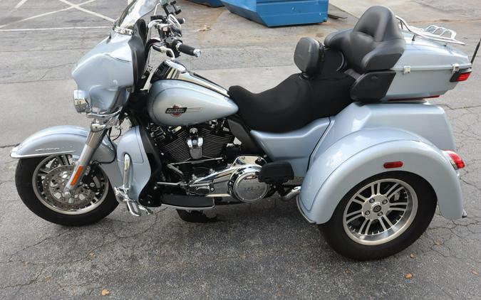 2023 Harley-Davidson Tri Glide Ultra Atlas Silver Metallic
