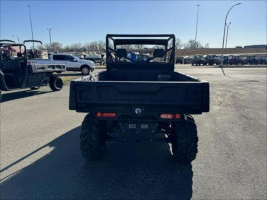 2023 Can-Am® Defender PRO DPS