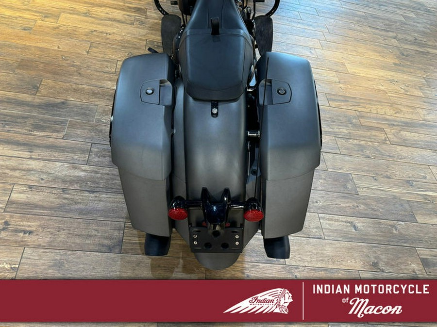 2020 Indian Motorcycle® Chieftain® Dark Horse® Titanium Smoke