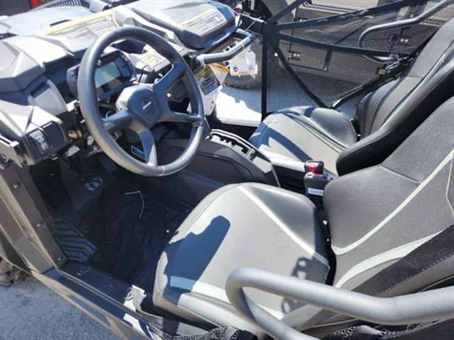 2025 Can-Am Maverick Trail DPS 700