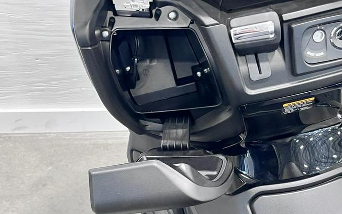 2026 Suzuki AN400AM6