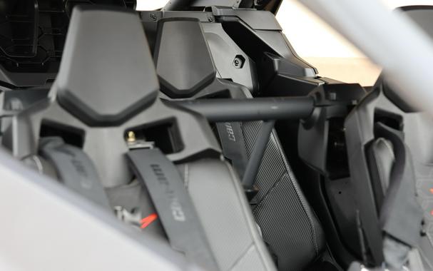 2026 CAN-AM MAVERICK R MAX X WITH SMARTSHOX 999T DCT