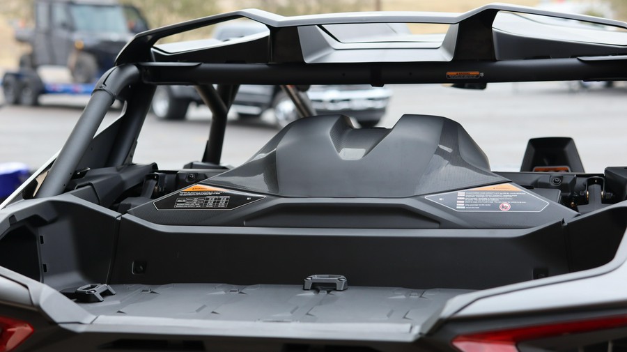 2026 CAN-AM MAVERICK R MAX X WITH SMARTSHOX 999T DCT