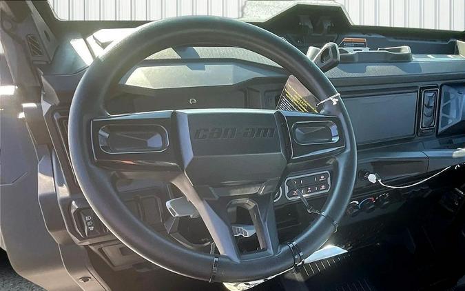 2026 Can-Am Defender Limited HD11