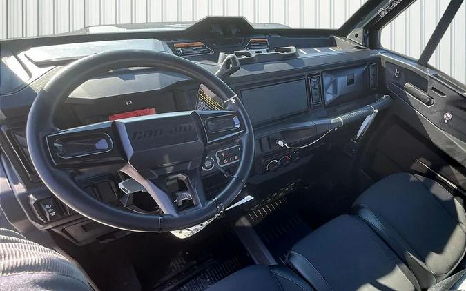 2026 Can-Am Defender Limited HD11