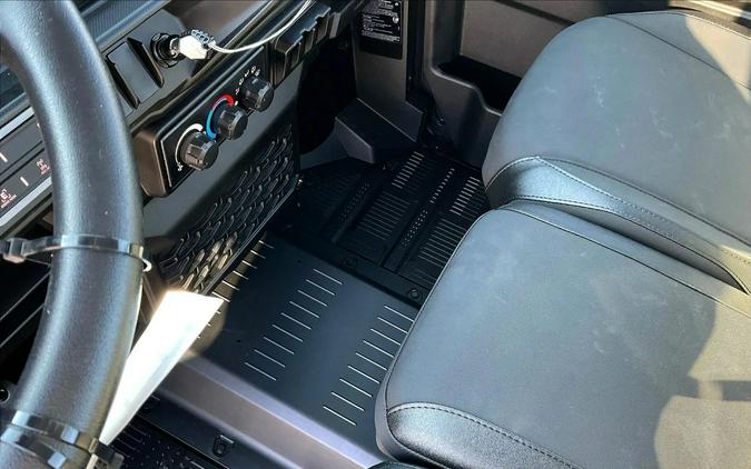 2026 Can-Am Defender Limited HD11