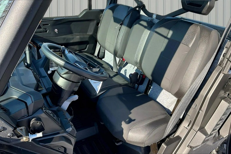 2026 Can-Am Defender Limited HD11