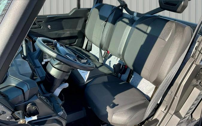 2026 Can-Am Defender Limited HD11