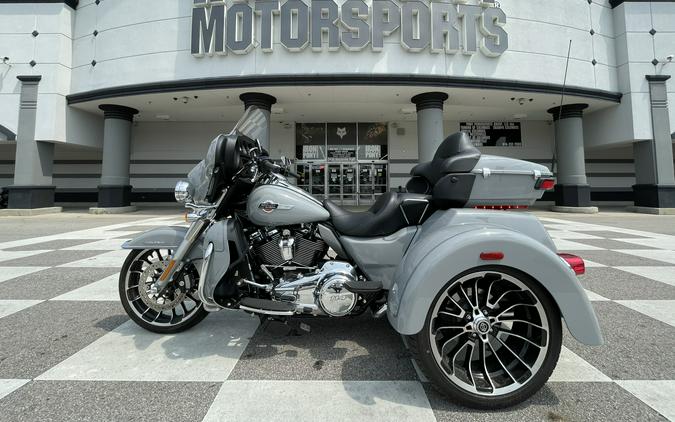 2025 Harley-Davidson® Trike Tri Glide® Ultra