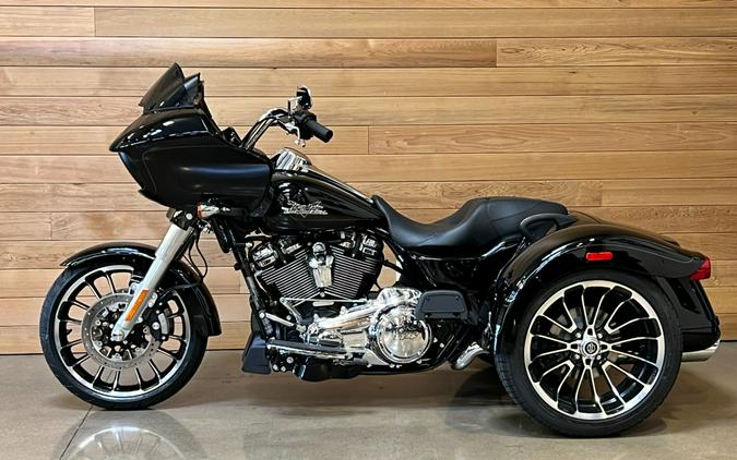 2023 Harley-Davidson Road Glide® 3