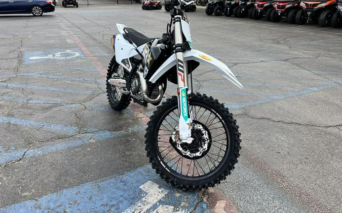 2024 Husqvarna® FC 450 Rockstar Edition