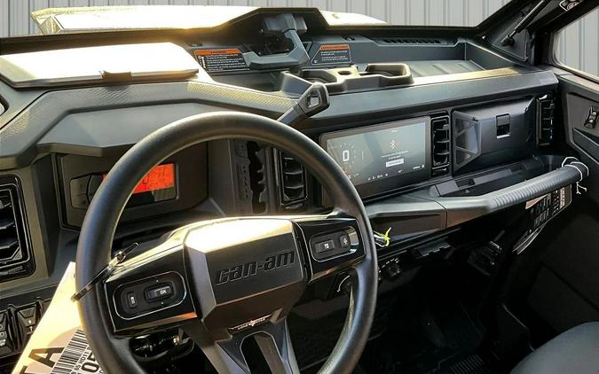 2026 Can-Am Defender Max Lone Star Cab HD11