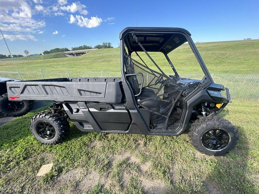 2023 Can-Am® Defender PRO XT HD10