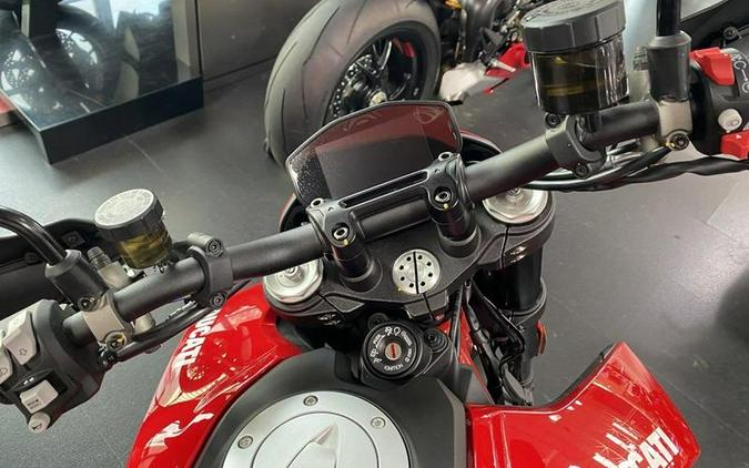 2023 Ducati Hypermotard 950 Ducati Red