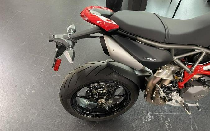 2023 Ducati Hypermotard 950 Ducati Red