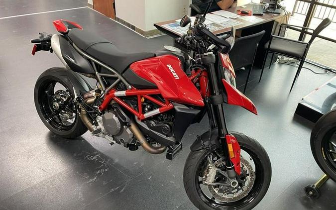 2023 Ducati Hypermotard 950 Ducati Red