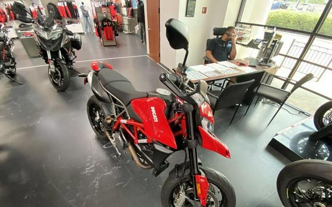 2023 Ducati Hypermotard 950 Ducati Red