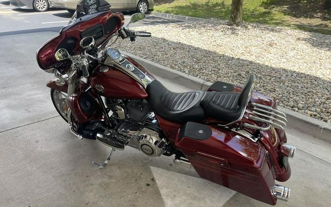 2013 Harley-Davidson® FLHRSE5 - CVO™ Road King®