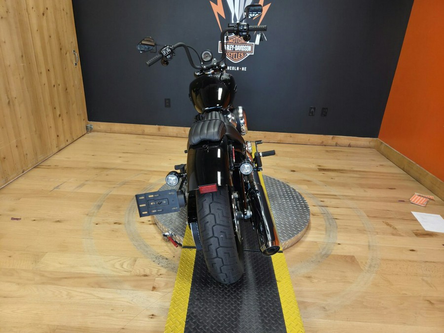 FXBB 2025 Street Bob™