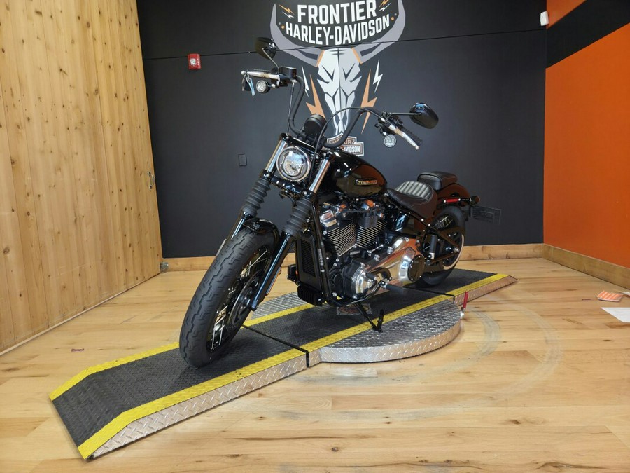 FXBB 2025 Street Bob™