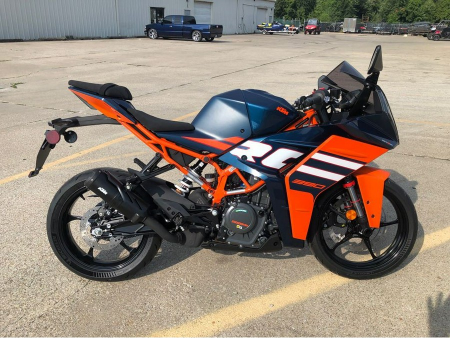 2024 KTM 390 RC