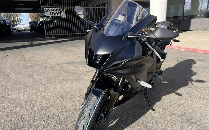 2025 Yamaha YZF-R7