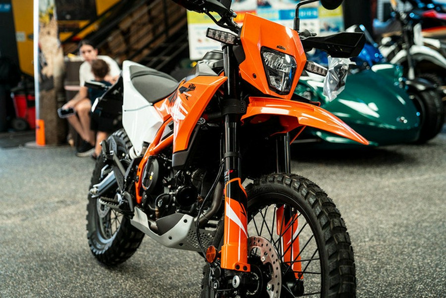 2026 KTM Enduro 390 R