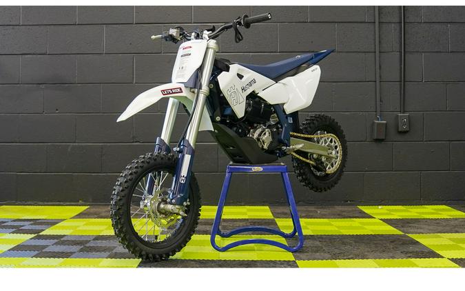 2027 EE 5 - Husqvarna Motorcycles