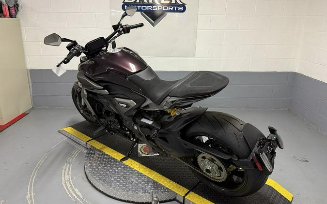 2026 Ducati XDiavel V4 Black Lava