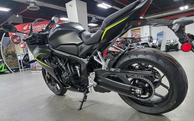2026 Honda CBR650R E-Clutch