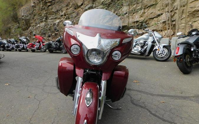 2018 Indian Motorcycle® Roadmaster® ABS Burgundy Metallic