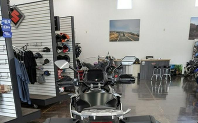 2024 Suzuki GSX-S 1000GX Plus