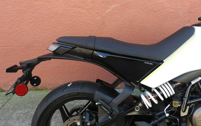 2024 Husqvarna® Vitpilen 401