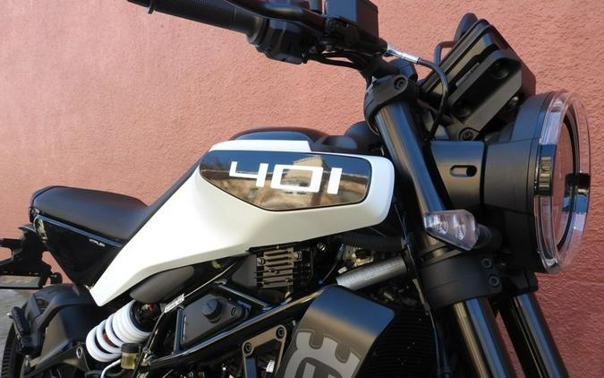 2024 Husqvarna® Vitpilen 401