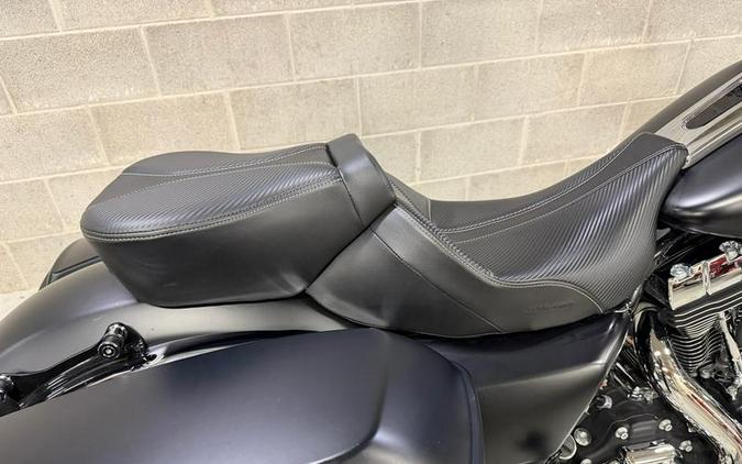 2014 Harley-Davidson® FLHX - Street Glide®