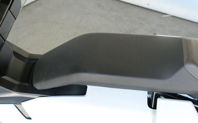 2023 BMW CE 04 Light White