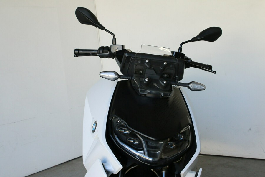 2023 BMW CE 04 Light White
