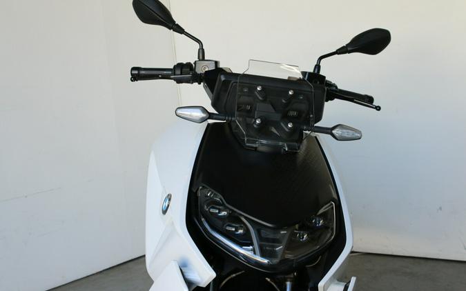 2023 BMW CE 04 Light White