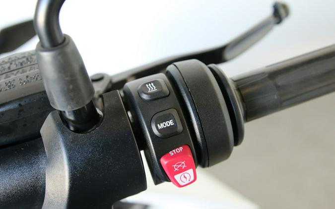 2023 BMW CE 04 Light White