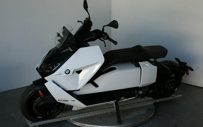 2023 BMW CE 04 Light White