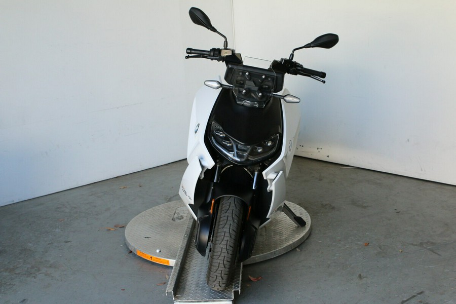 2023 BMW CE 04 Light White